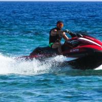 jet-ski-1466655