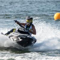 jet-ski-2781095